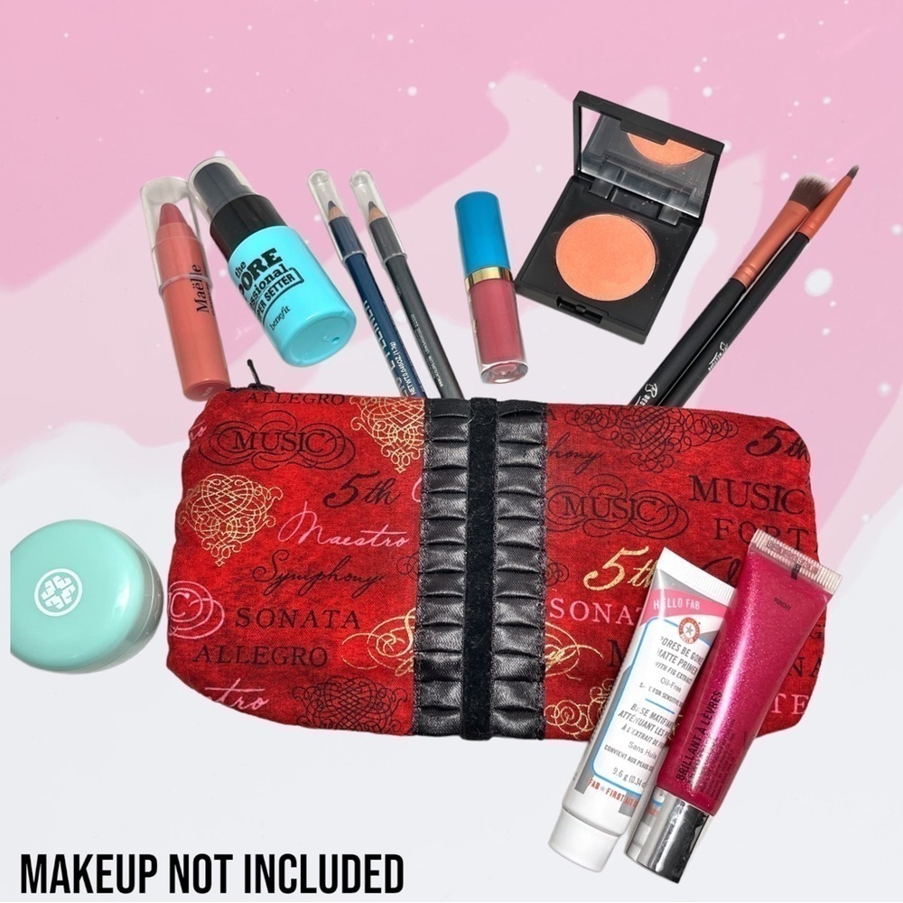 Waterproof Make Up Bag- Music sayings w/ Satin - Picture 2 of 4